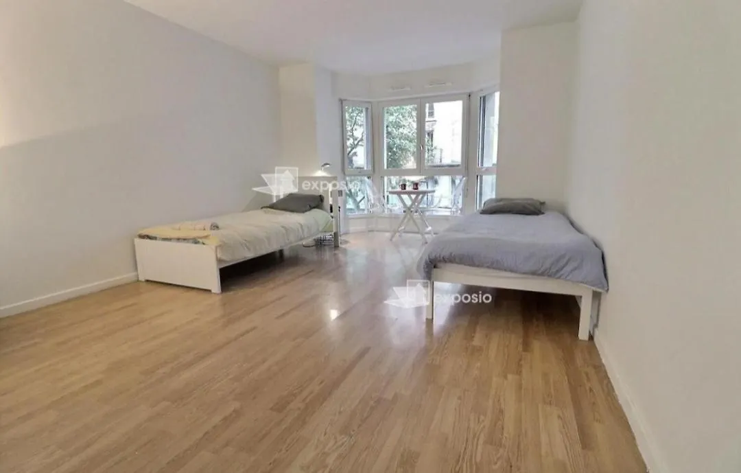 Fastrentbnb Studio Complet Paris Buttes Chaumont France